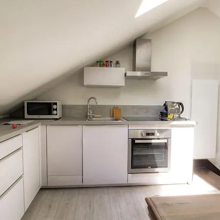 Apartment Loft Dans Maison De Ville, Villeurbanne